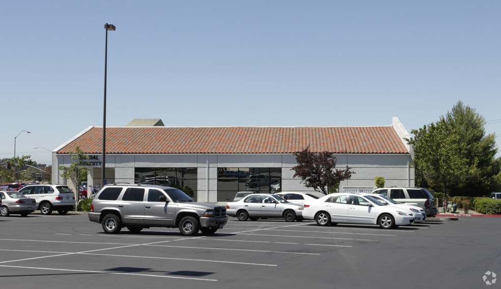 106 Plaza Dr, Vallejo, CA for lease - Building Photo - Image 3 of 12