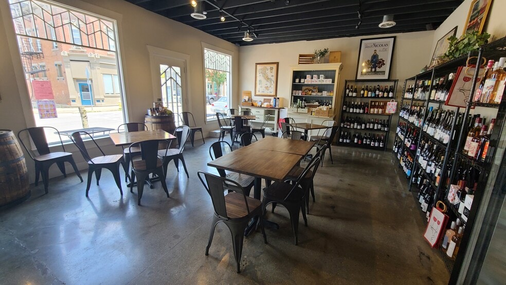 229 Elm St, Ludlow, KY for sale - Building Photo - Image 2 of 11