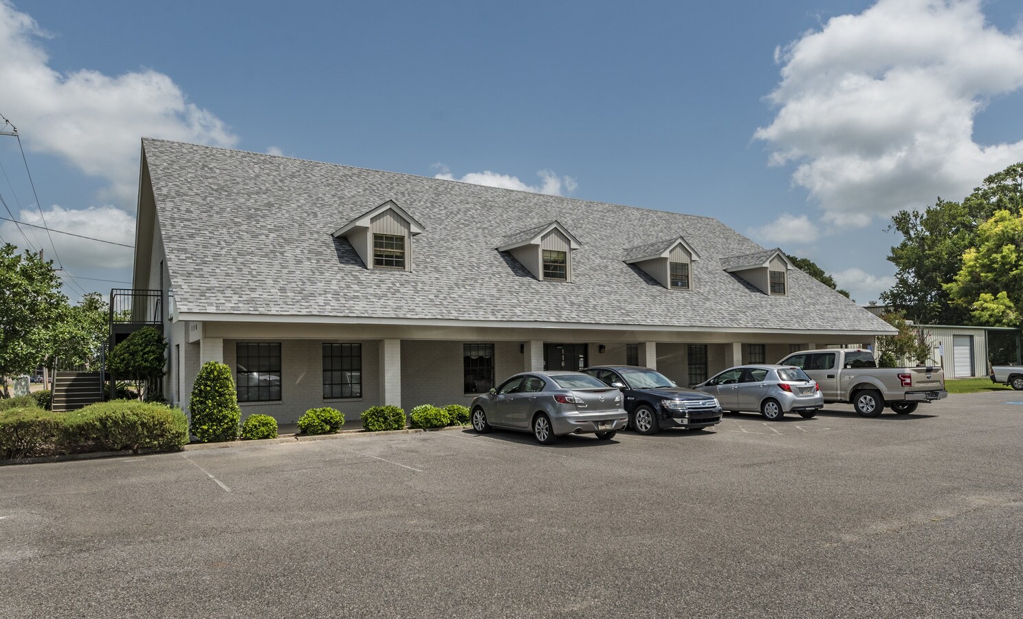 116 Bertrand Dr, Lafayette, LA 70506