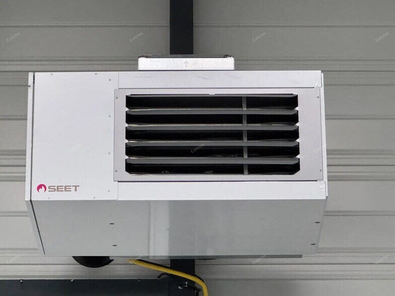 Industrial in Reims for lease - Building Photo - Image 3 of 6