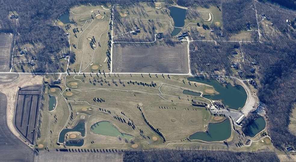 9202 Blue Needles Dr, Fairmount, IL for sale - Primary Photo - Image 1 of 1