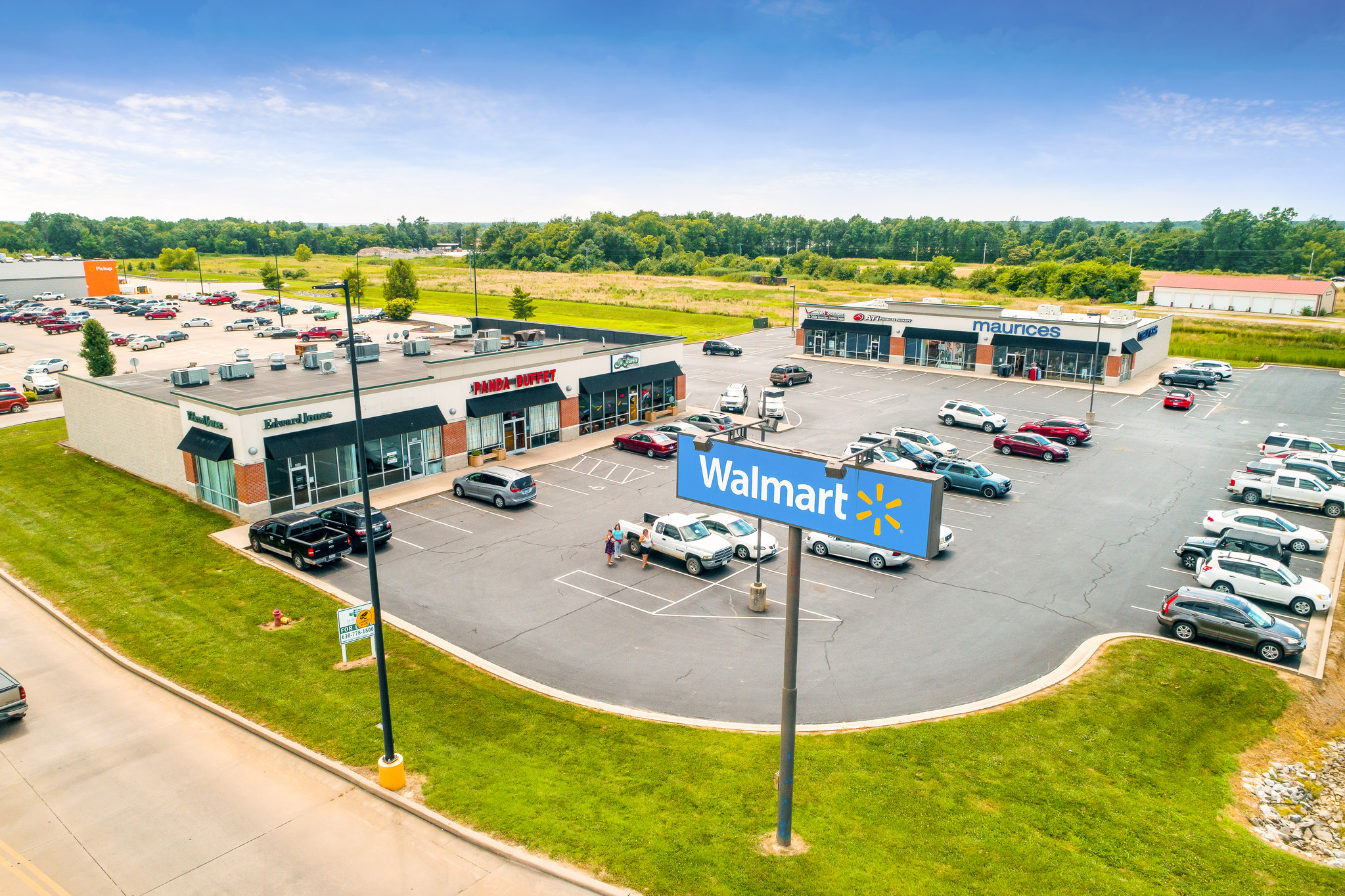 1001-1013 Commerce Dr, Fairfield, IL for sale Building Photo- Image 1 of 1