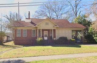 406 S Lewis St - Office Space