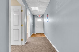 40 Carr Ave, Keansburg, NJ for lease Interior Photo- Image 1 of 22