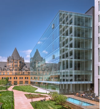 More details for 700 Rue Saint-Hubert, Montréal, QC - Office for Lease