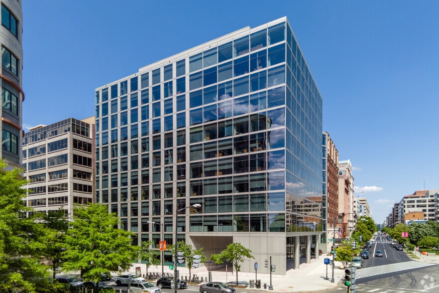 2099 Pennsylvania Ave NW, Washington, DC for lease - Building Photo - Image 2 of 15