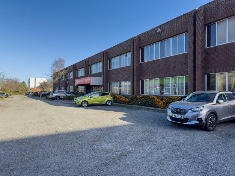 Rhosili Rd, Northampton for lease - Building Photo - Image 3 of 9