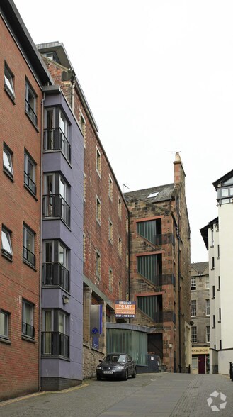 4 Crichton's Close, Edinburgh for sale - Primary Photo - Image 1 of 1