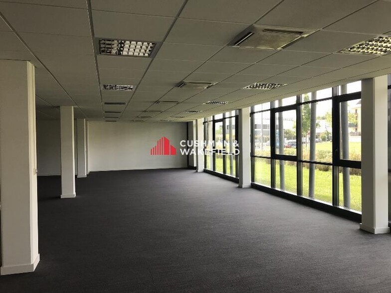 Office in Colomiers for lease - Building Photo - Image 3 of 17