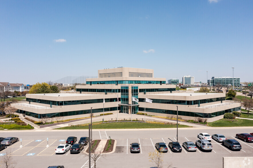 1751-1771 W Diehl Rd, Naperville, IL for lease - Building Photo - Image 1 of 18