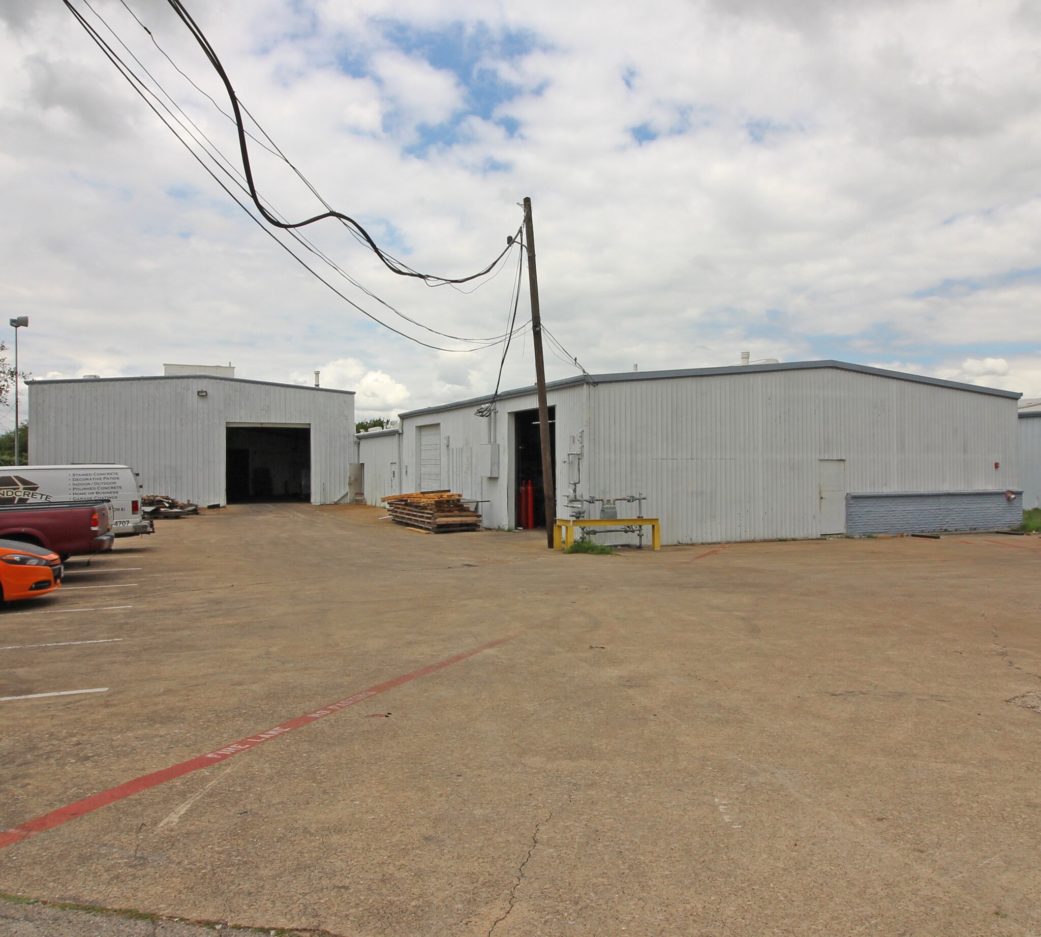 1917 N Lancaster Hutchins Rd, Lancaster, TX for sale Building Photo- Image 1 of 1