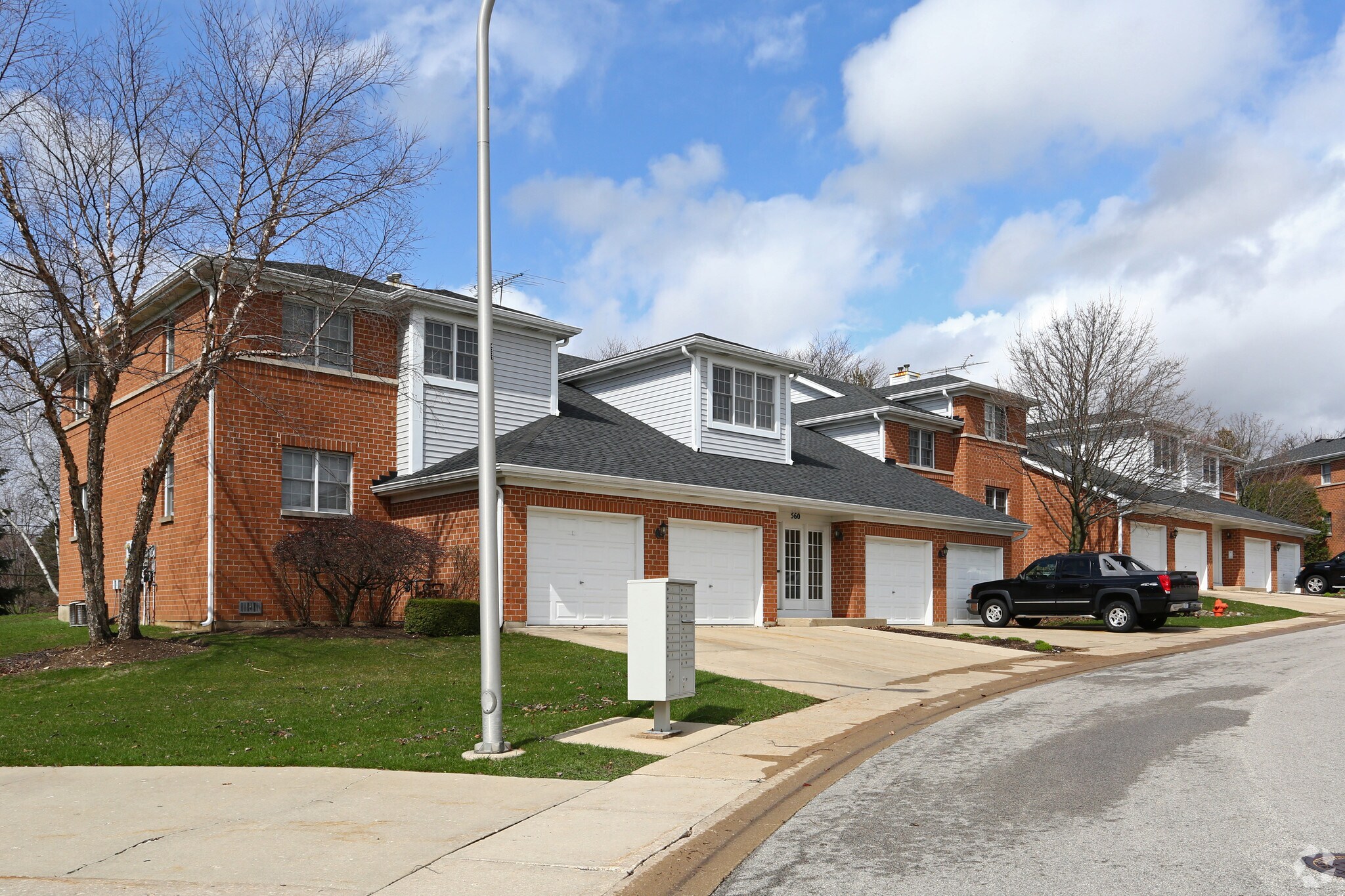 515 Redtail Rdg, Elgin, IL for sale Primary Photo- Image 1 of 1