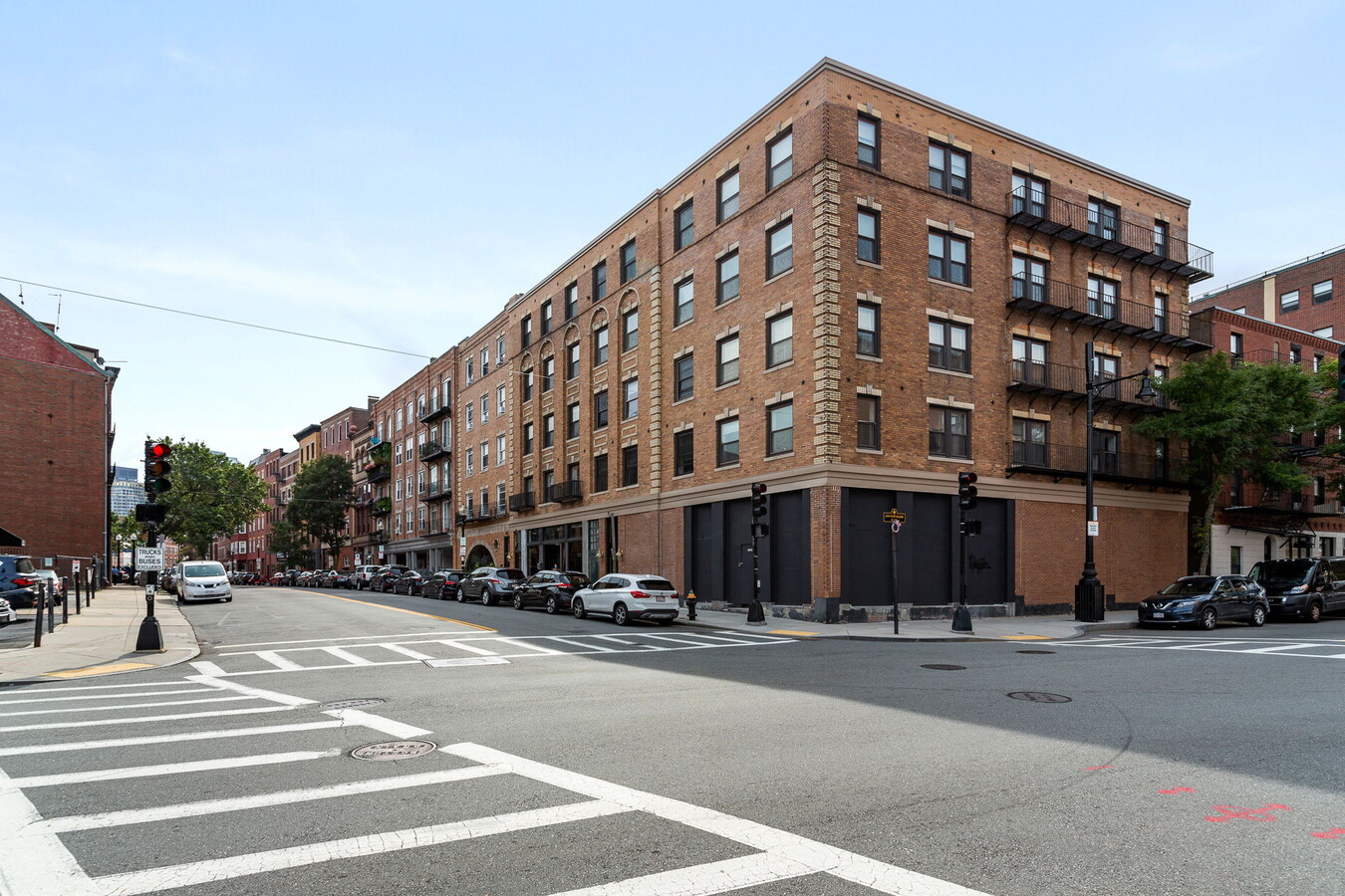 454-464 Hanover St, Boston, MA 02113 | LoopNet