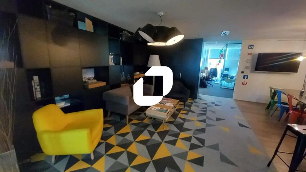 Rue Jean Walter, Lille for lease - Interior Photo - Image 2 of 10