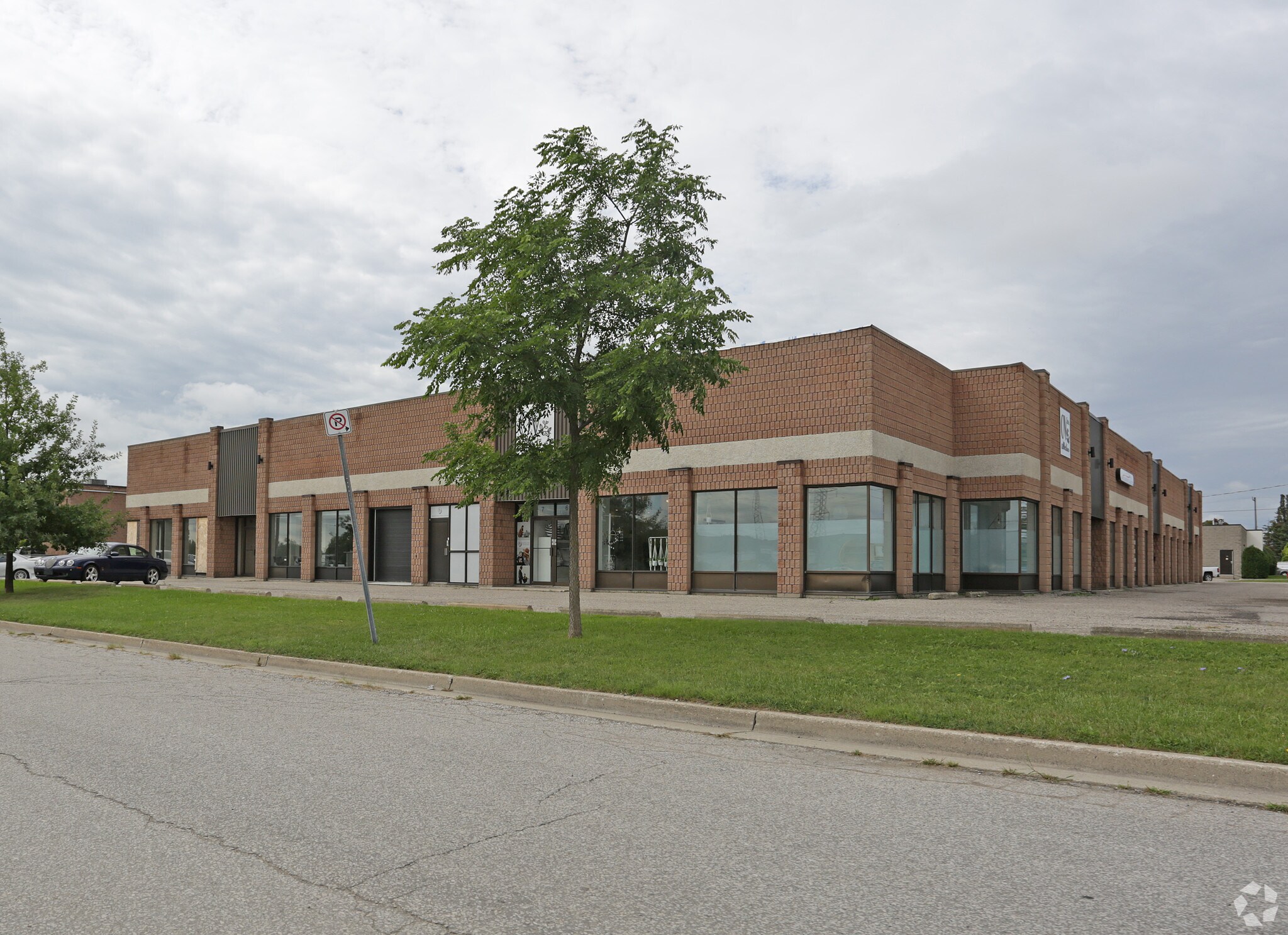 605 Newbold St, London, ON for sale Primary Photo- Image 1 of 1