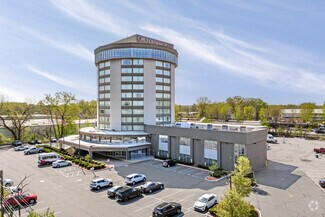 Crowne Plaza Saddle Brook | New York MSA - Pub