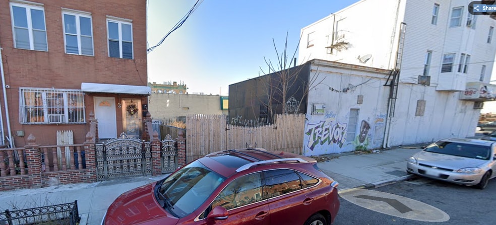 382 Hendrix St, Brooklyn, NY for sale - Building Photo - Image 1 of 2