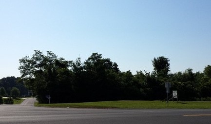 Industrial Rd, Warrenton, VA for lease - Building Photo - Image 2 of 7