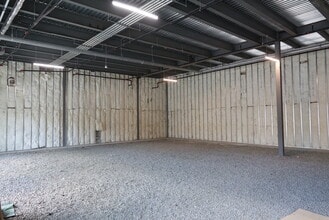 25411 Eastern Marketplace Plz, Chantilly, VA for lease Interior Photo- Image 2 of 4