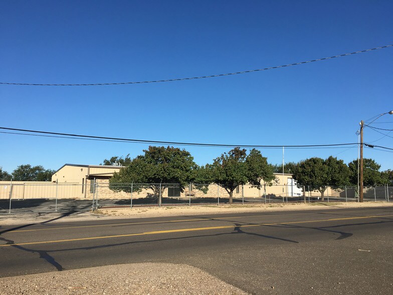 4015 River Rd, Amarillo, TX 79108