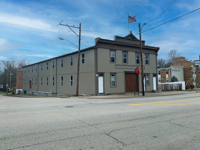 5629 Madison Rd, Cincinnati, OH 45227