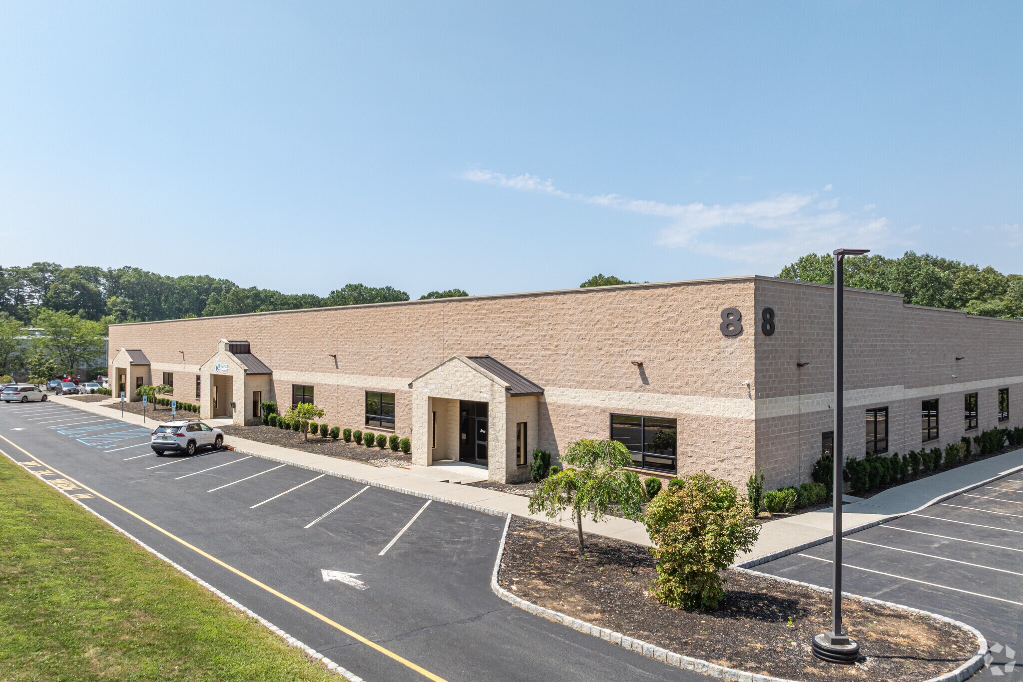 8 Middlebury Blvd, Randolph, NJ for sale Primary Photo- Image 1 of 1