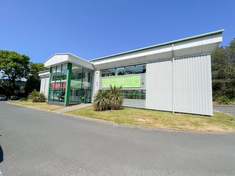 Cooil Rd, Douglas for lease Building Photo- Image 1 of 2