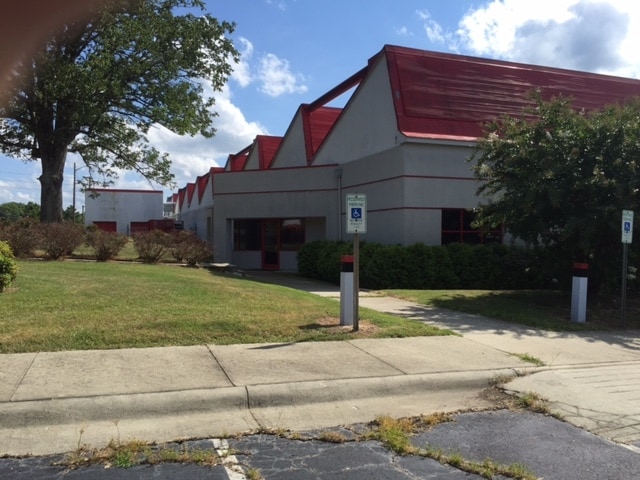 1803 N Main St, Roxboro, NC for lease - Primary Photo - Image 1 of 3