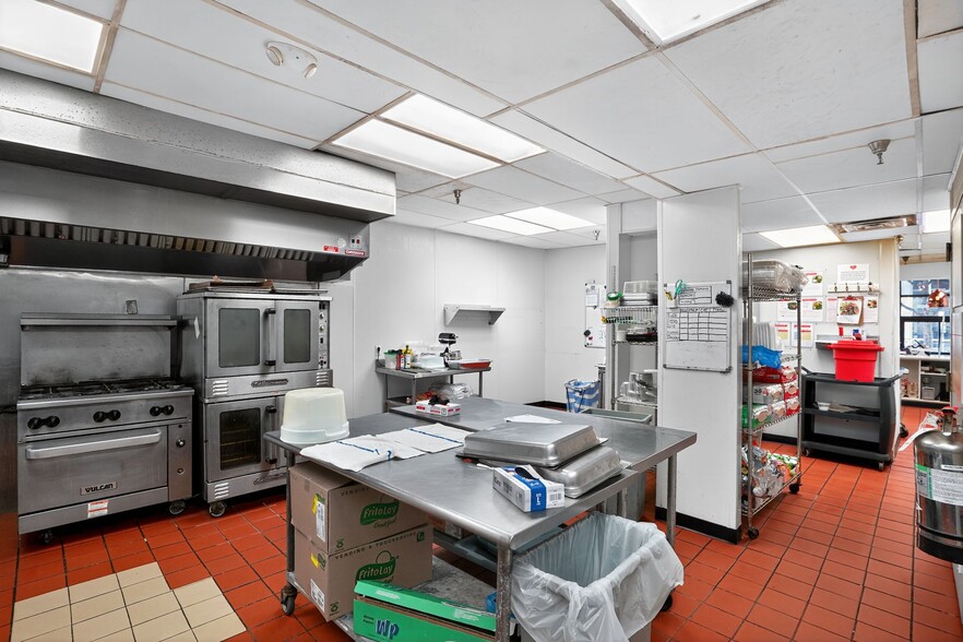 17-19 E Martin St, Raleigh, NC for lease - Interior Photo - Image 3 of 4