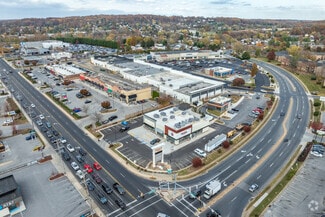 Yorktowne Plaza - Bar
