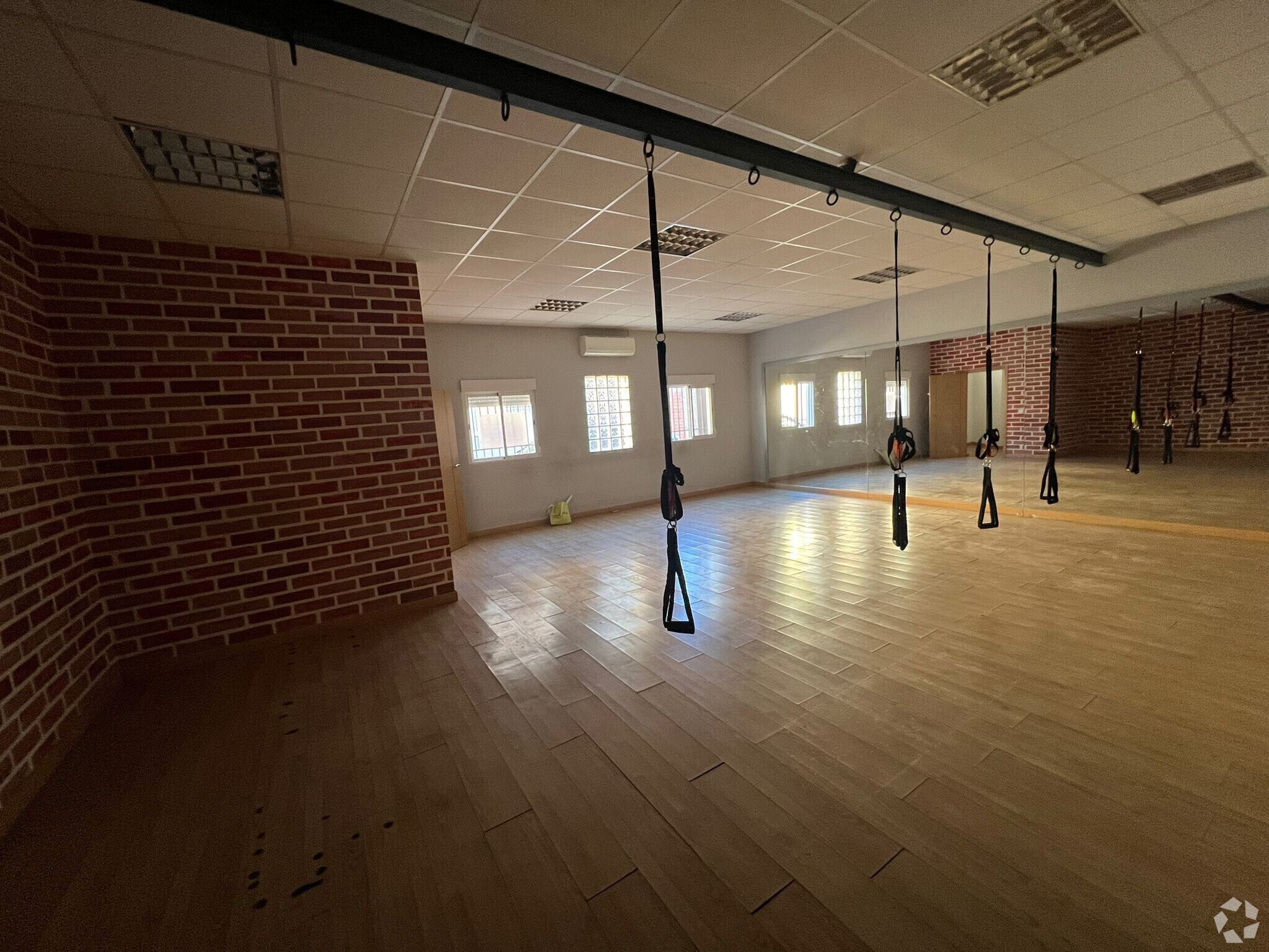 Retail in Quintanar de la Orden, Toledo for lease Interior Photo- Image 1 of 12