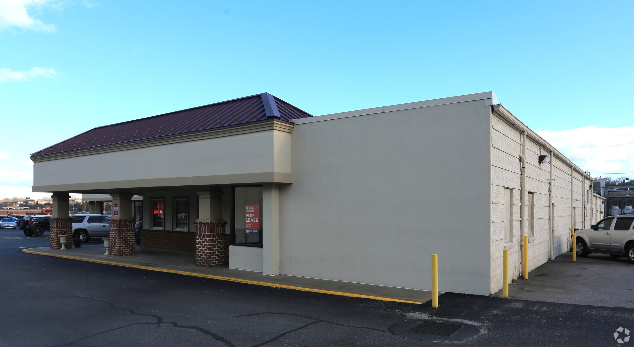 32303360 Riverside Dr, Danville, VA 24541 Riverside Shopping Center