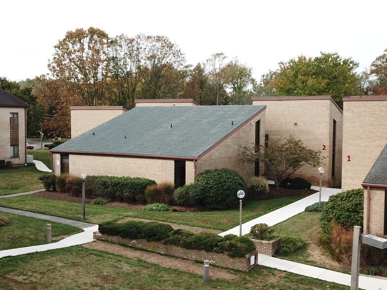 273 Peninsula Farm Rd, Arnold, MD for sale - Building Photo - Image 1 of 1