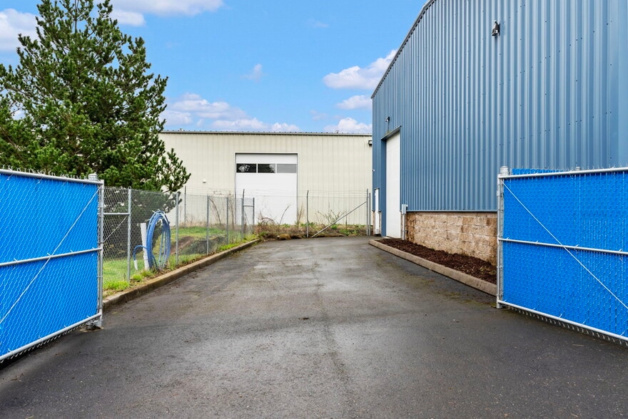 421 C St, Washougal, WA for sale - Building Photo - Image 2 of 19