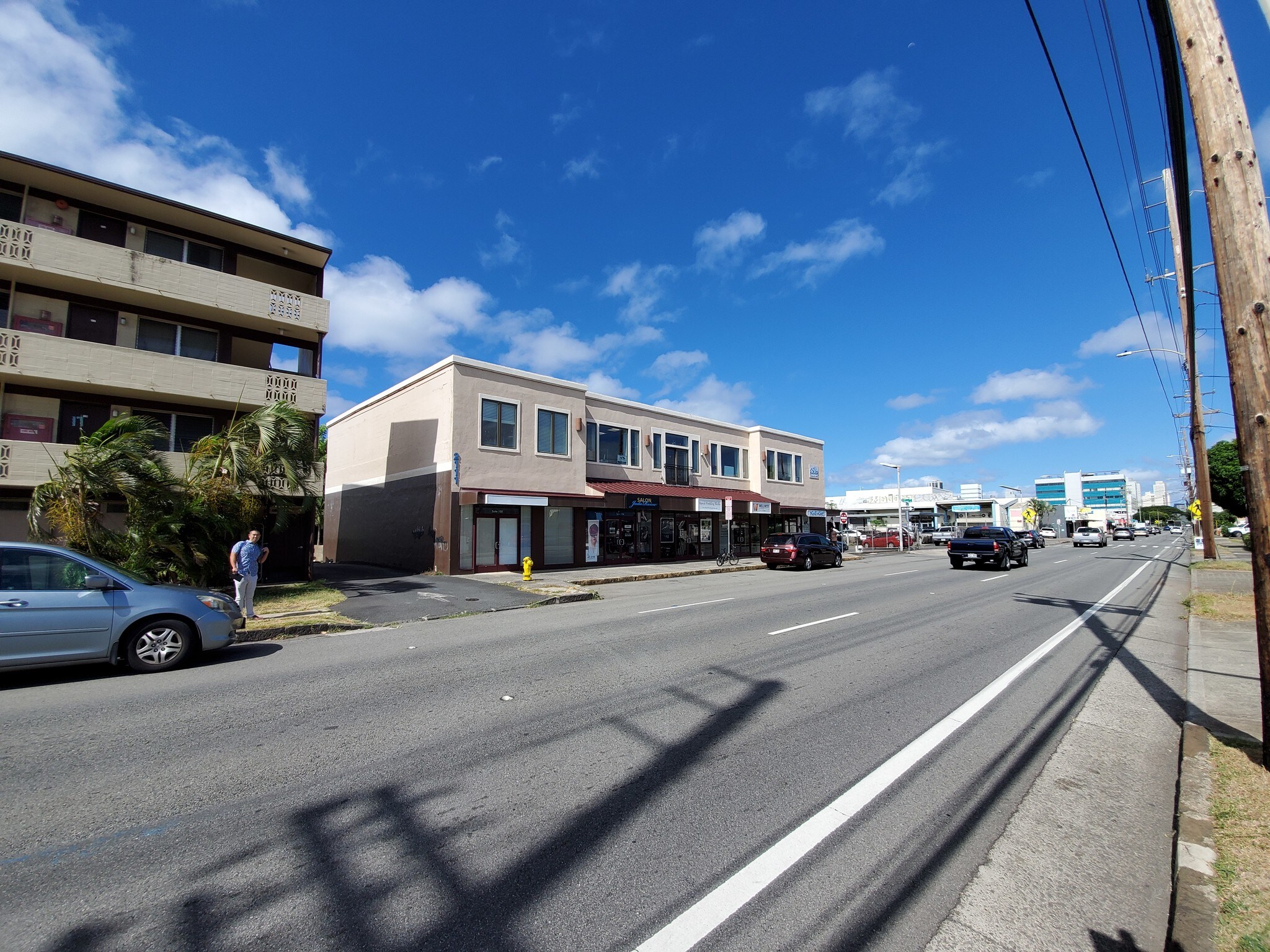 2111 S Beretania St, Honolulu, HI, 96826 Retail Space For Lease