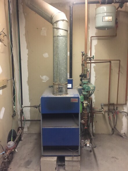 42 Crestway, Hamden, CT for lease - Building Photo - Image 2 of 19