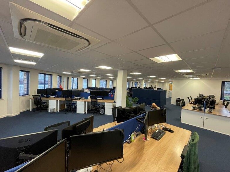 Crown St, Ipswich for lease - Building Photo - Image 2 of 6