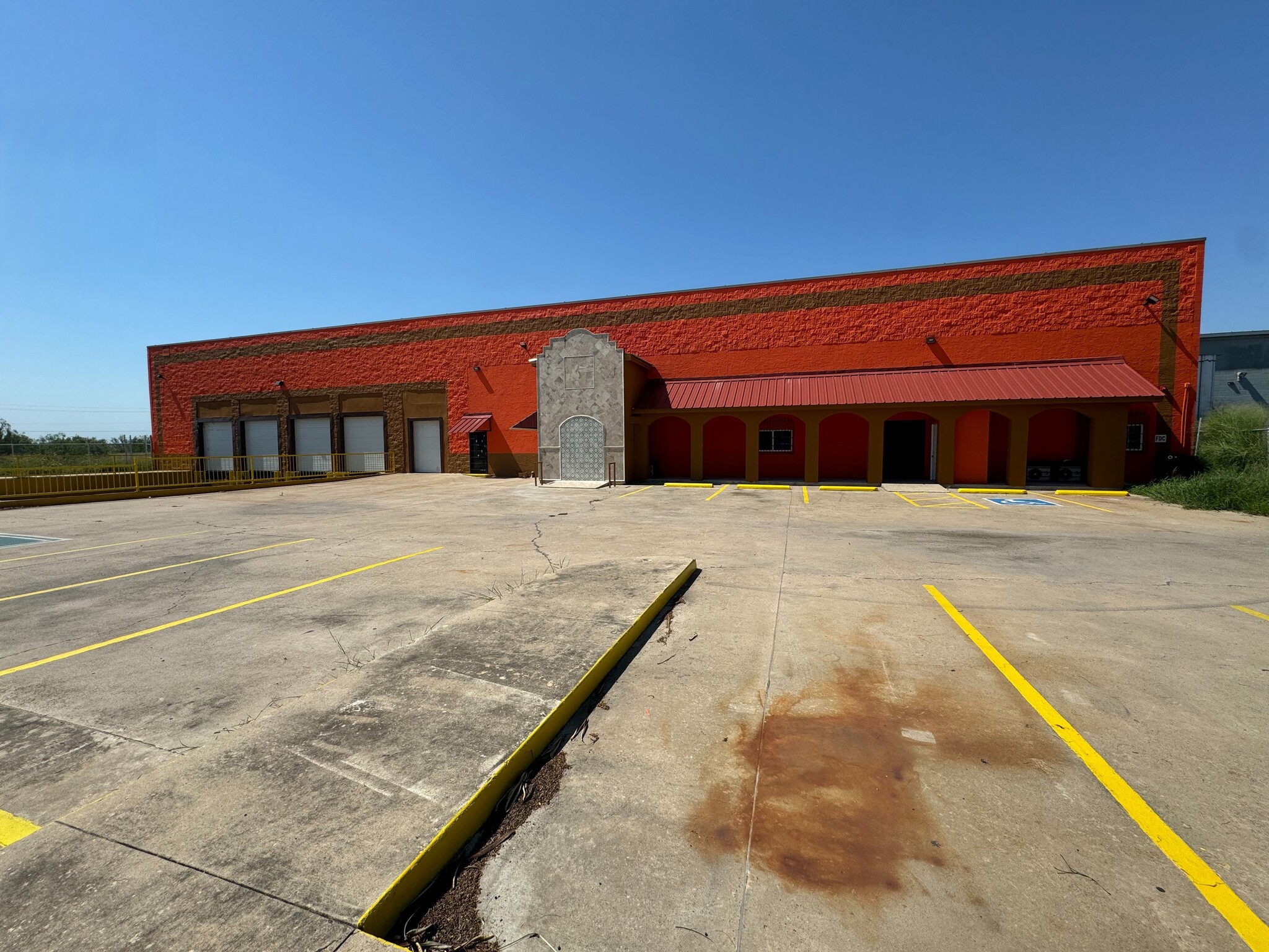 6612 S 28th St, McAllen, TX for lease Building Photo- Image 1 of 18