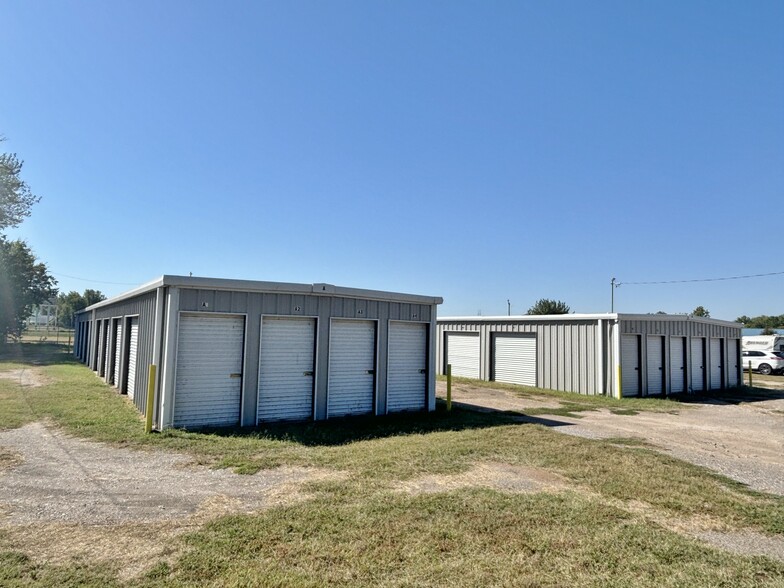 400 W Jones Rd, El Reno, OK for sale - Building Photo - Image 3 of 5