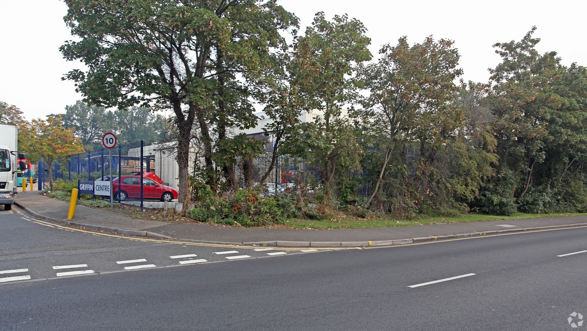 Staines Rd, Feltham for sale Building Photo- Image 1 of 1