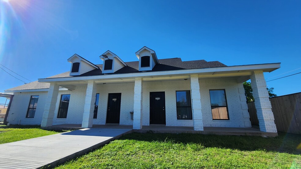 2313 Citrus Ln, Mission, TX for lease - Building Photo - Image 1 of 12