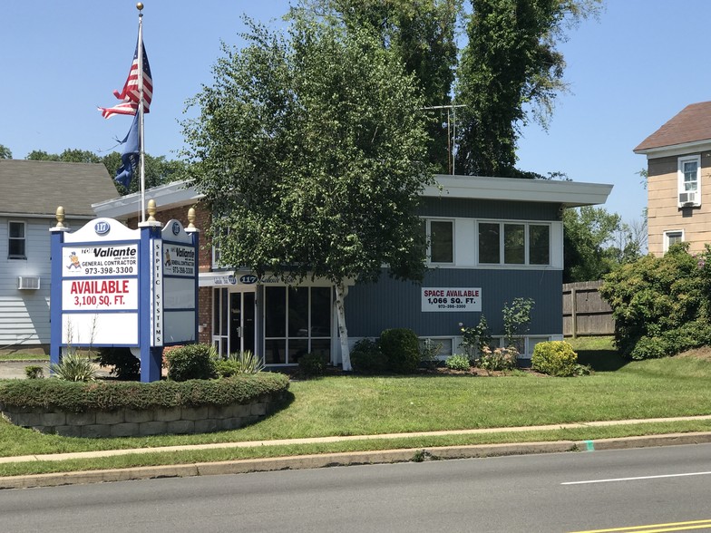 117 Lakeside Blvd, Landing, NJ for sale - Primary Photo - Image 1 of 1