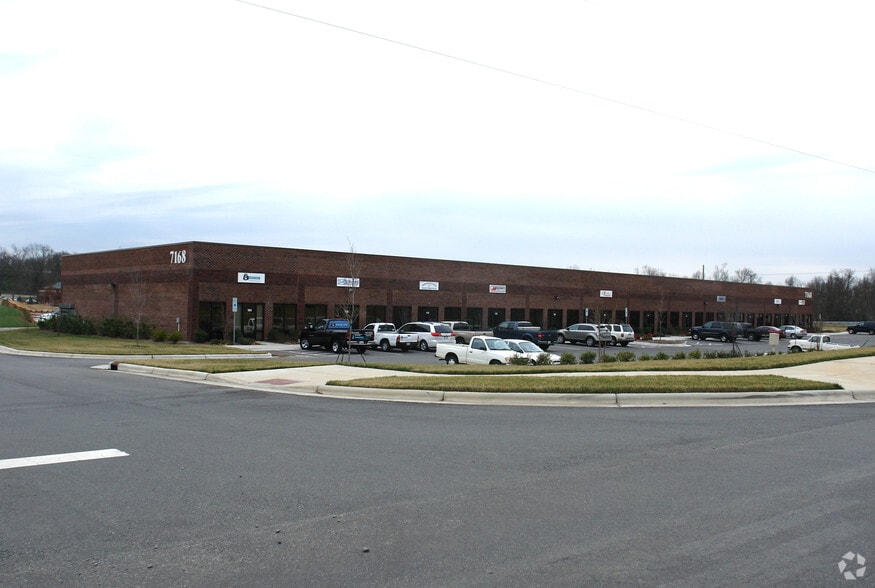 7168 Weddington Rd, Concord, NC for lease - Building Photo - Image 3 of 7