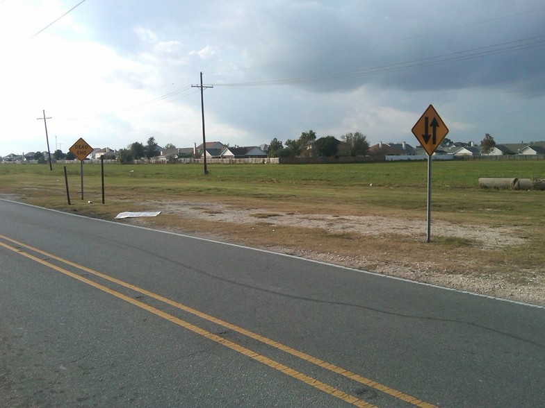 Manhattan and Harvey Blvd, Harvey, LA for sale - Primary Photo - Image 1 of 2