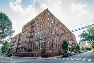 728 E 136th St, Bronx, NY - aerial  map view - Image1