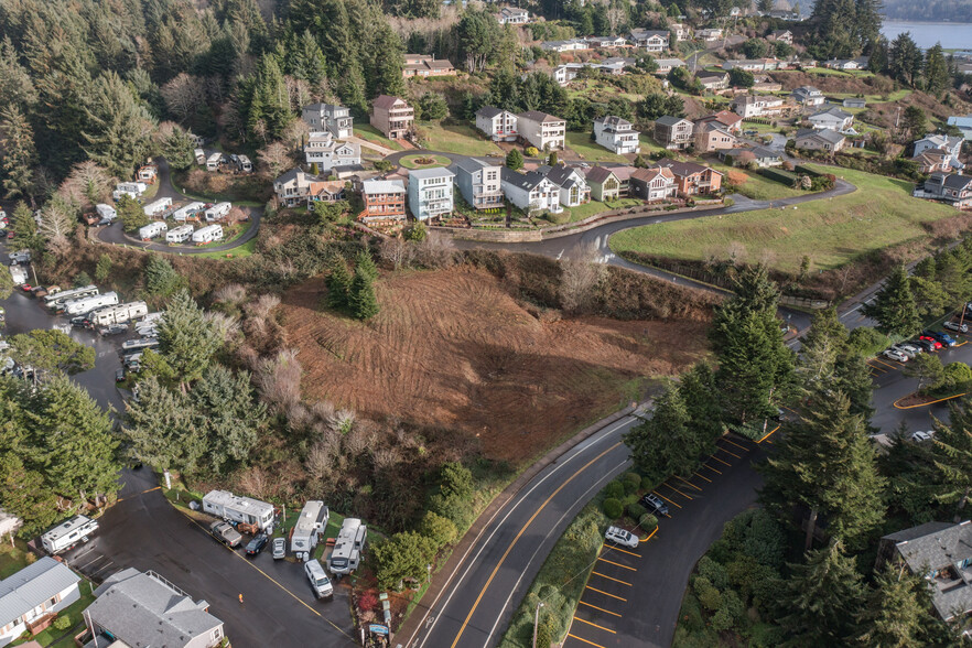 1005 SE Bay Blvd, Newport, OR for sale - Aerial - Image 1 of 31