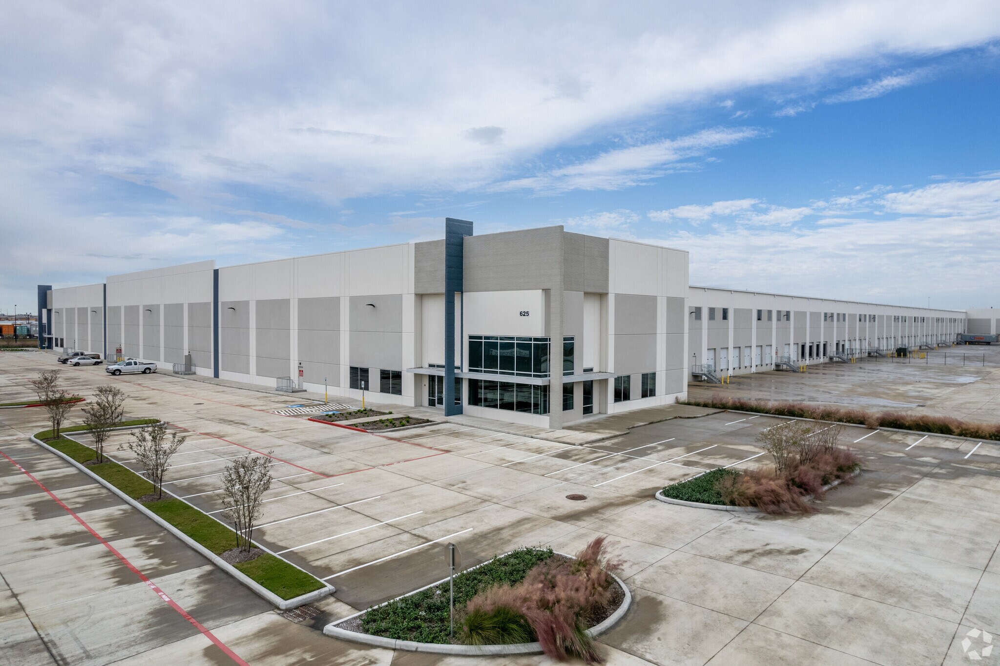 625 Independence Pky, Deer Park, TX for sale Primary Photo- Image 1 of 1