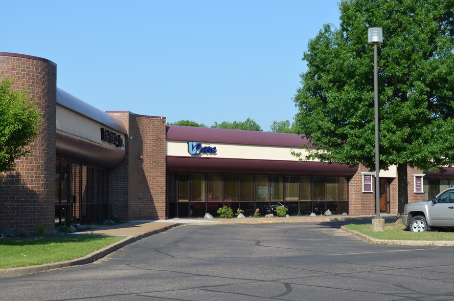 3410 Oakwood Mall Dr Eau Claire Wi 54701 Loopnet Com