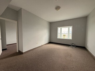 More details for 512 Thunder Bridge Rd, Lindsay, ON - Health Care for Sale