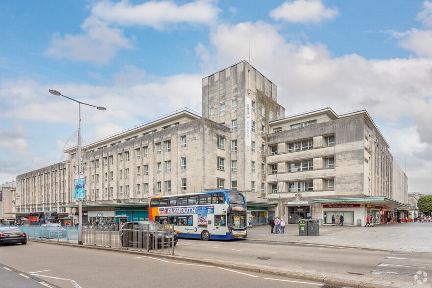 52-117 Armada Way, Plymouth for sale - Primary Photo - Image 1 of 1